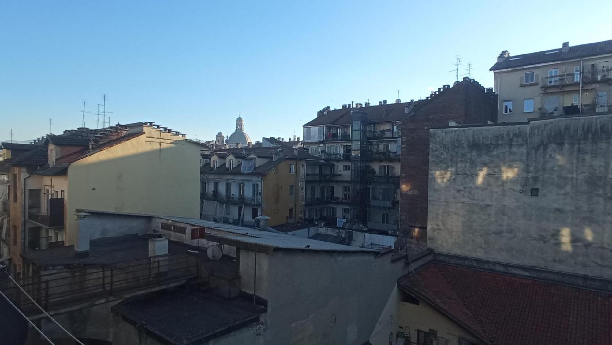 Confort Ed Eleganza A Porta Palazzo Turin Exteriör bild